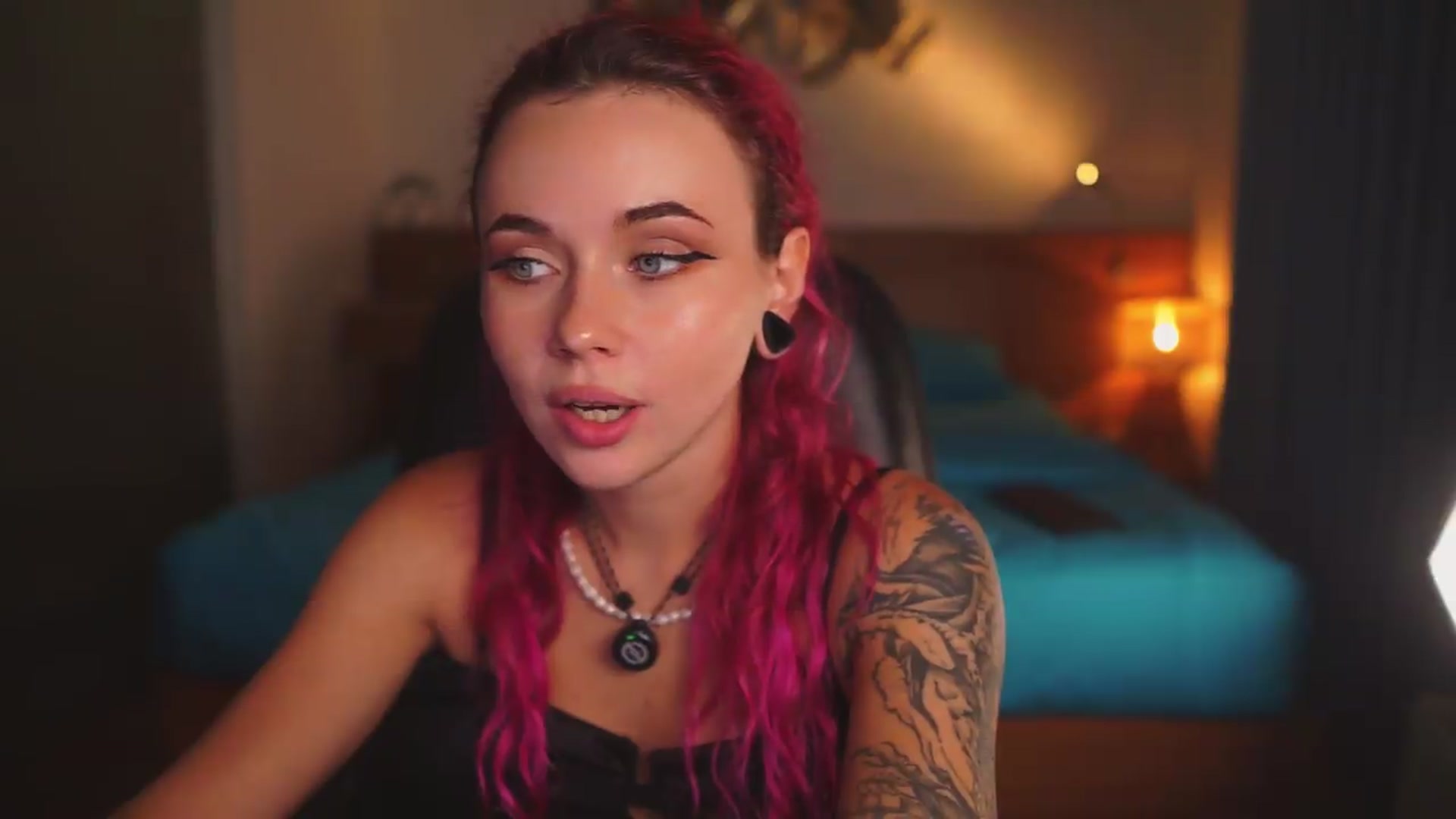 Gallery image thumbnail from Sarah_Pink's myfreecams stream on, 08/02/2026, 16:26 image 19 of 20