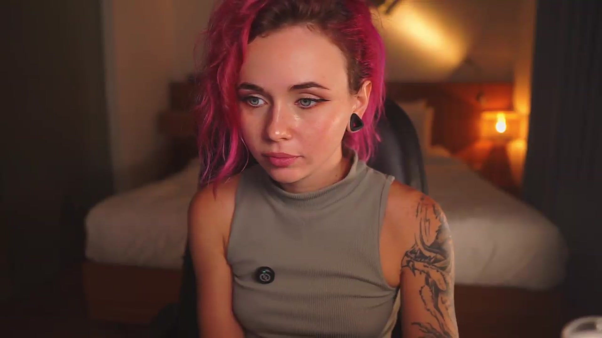 Gallery image thumbnail from Sarah_Pink's myfreecams stream on, 08/08/2026, 15:05 image 12 of 20