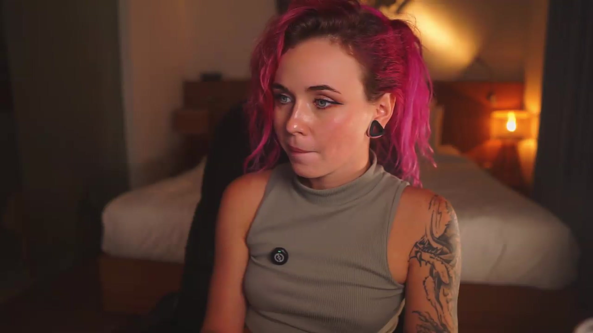 Gallery image thumbnail from Sarah_Pink's myfreecams stream on, 08/08/2026, 15:05 image 13 of 20