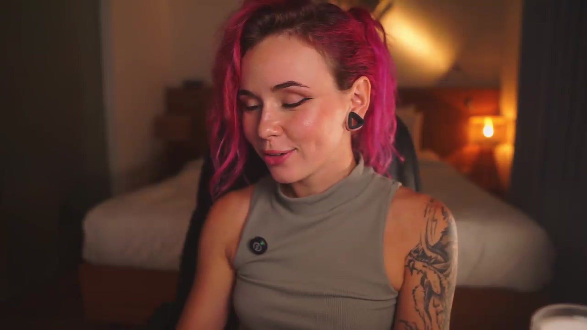 Gallery image thumbnail from Sarah_Pink's myfreecams stream on, 08/08/2026, 15:05 image 9 of 20