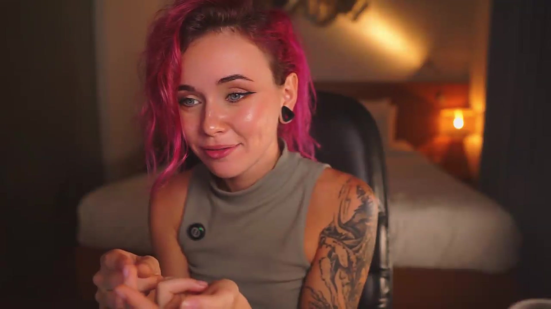 Gallery image thumbnail from Sarah_Pink's myfreecams stream on, 08/08/2026, 15:05 image 8 of 20
