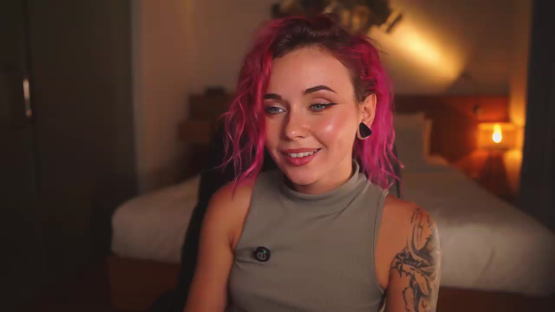 Gallery image thumbnail from Sarah_Pink's myfreecams stream on, 08/08/2026, 15:05 image 1 of 20