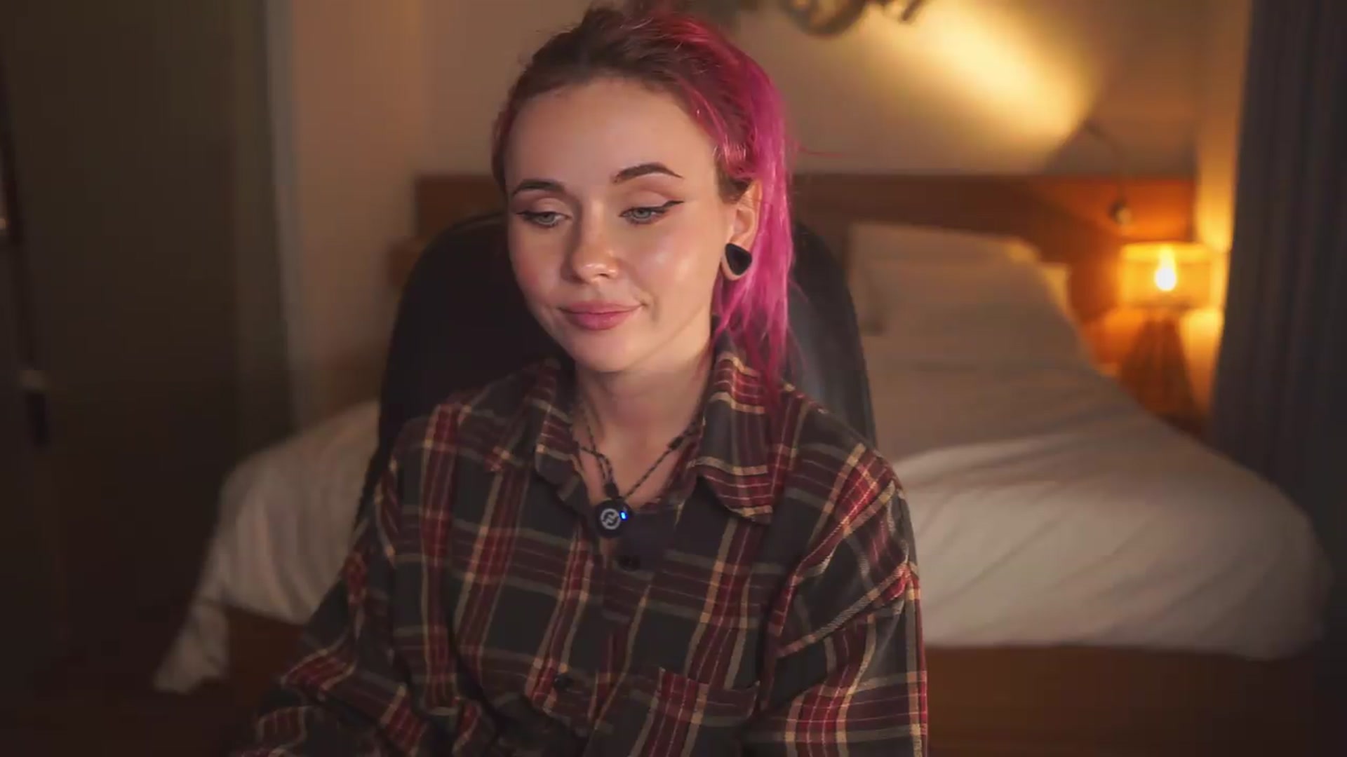 Gallery image thumbnail from Sarah_Pink's myfreecams stream on, 08/13/2026, 14:06 image 6 of 20
