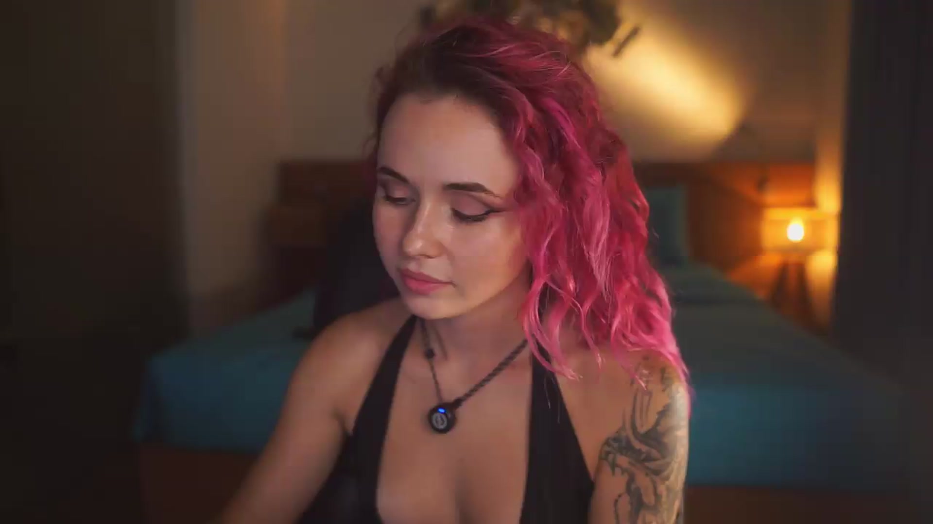 Gallery image thumbnail from Sarah_Pink's myfreecams stream on, 08/14/2026, 11:52 image 18 of 20