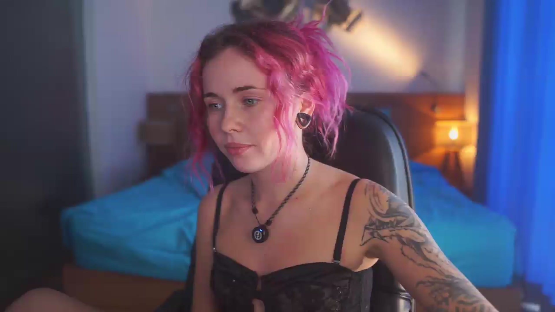 Gallery image thumbnail from Sarah_Pink's myfreecams stream on, 08/15/2026, 08:09 image 15 of 20