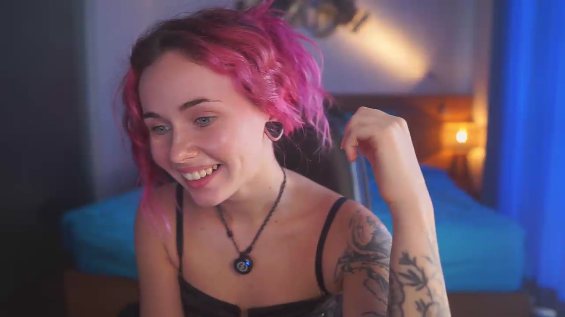 Gallery image thumbnail from Sarah_Pink's myfreecams stream on, 08/15/2026, 08:09 image 9 of 20