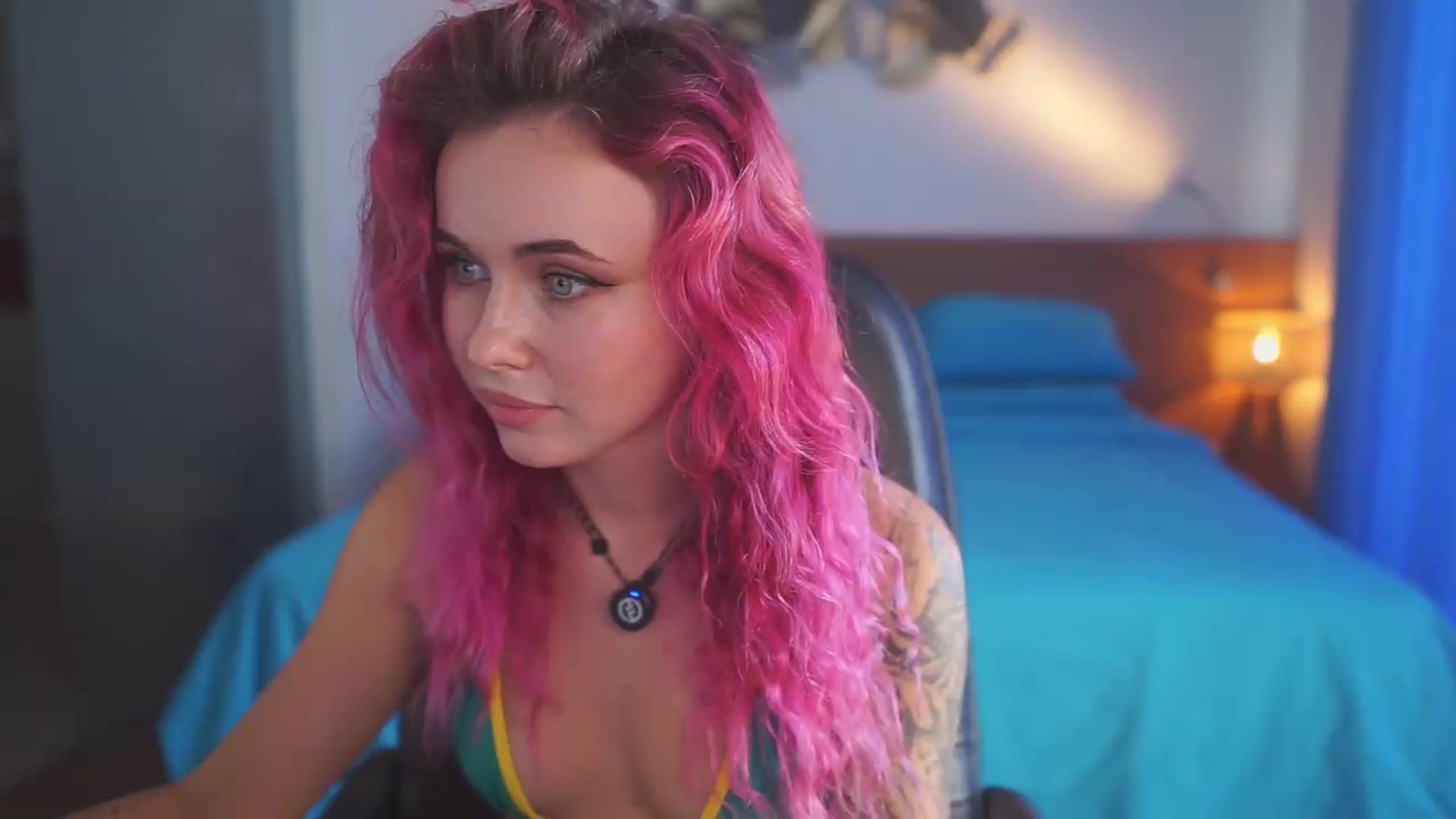 Gallery image thumbnail from Sarah_Pink's myfreecams stream on, 08/20/2026, 07:56 image 10 of 20