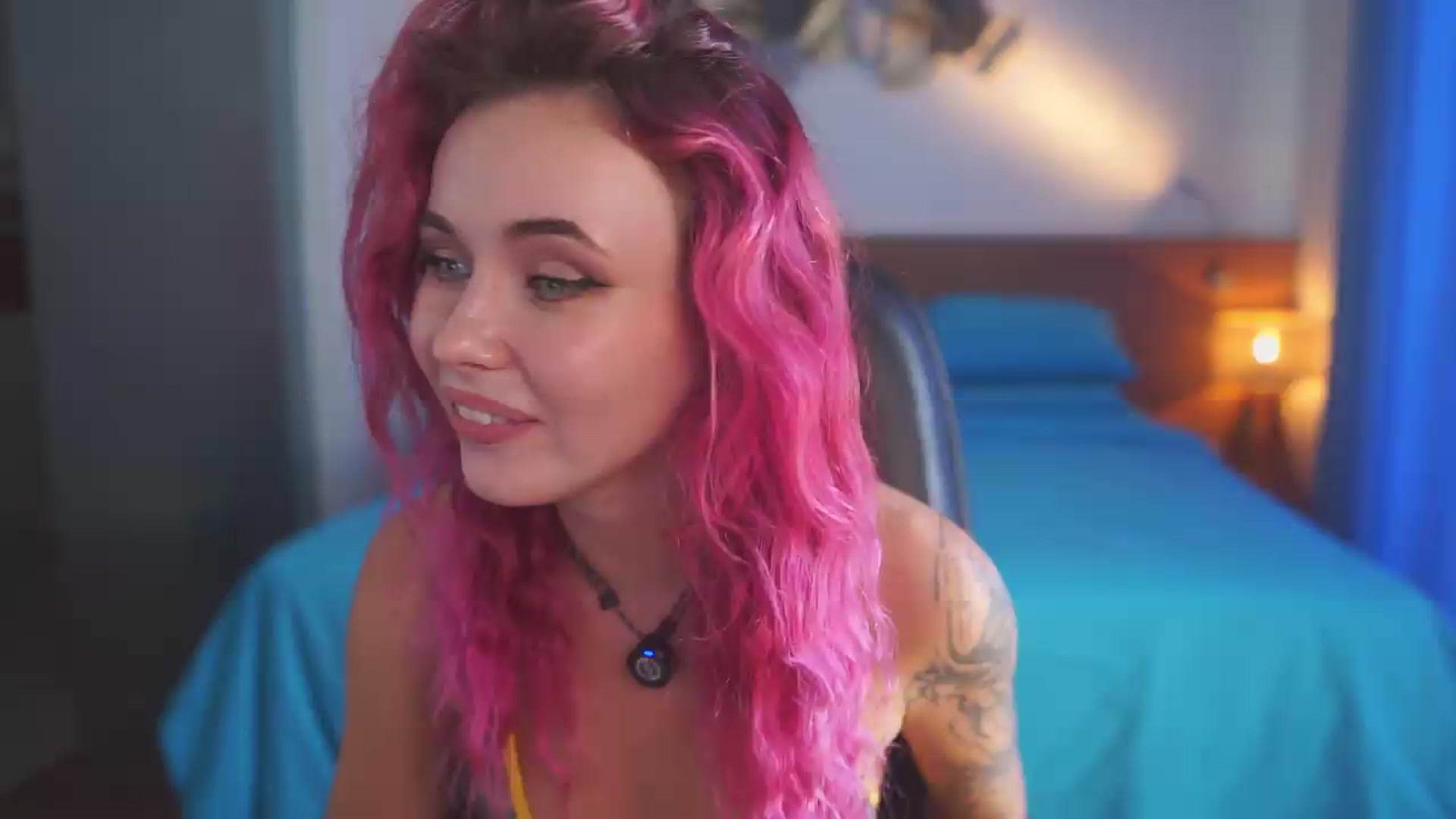 Gallery image thumbnail from Sarah_Pink's myfreecams stream on, 08/20/2026, 07:56 image 13 of 20