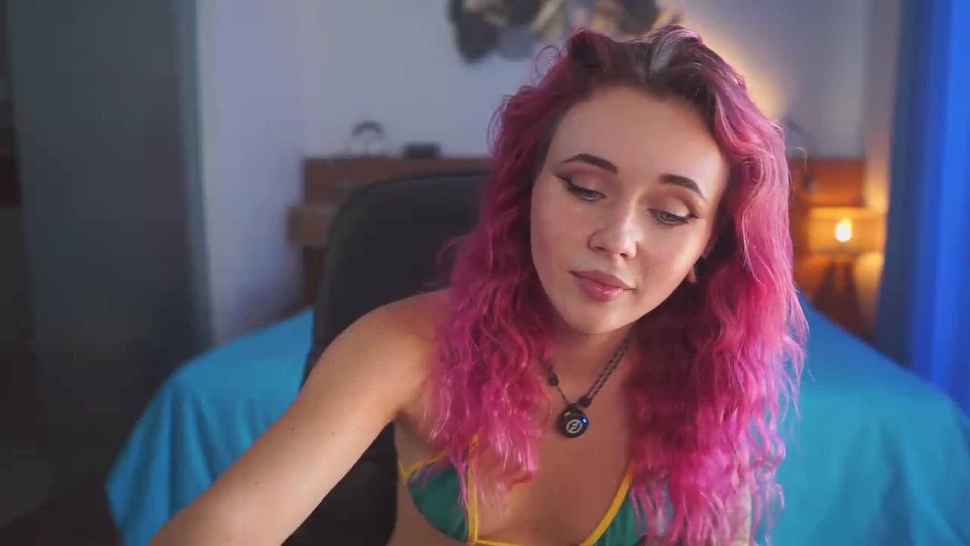 Gallery image thumbnail from Sarah_Pink's myfreecams stream on, 08/20/2026, 07:56 image 7 of 20