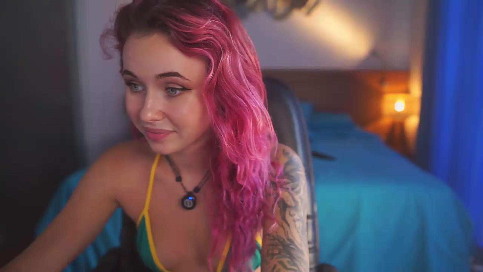 Gallery image thumbnail from Sarah_Pink's myfreecams stream on, 08/20/2026, 09:34 image 12 of 20