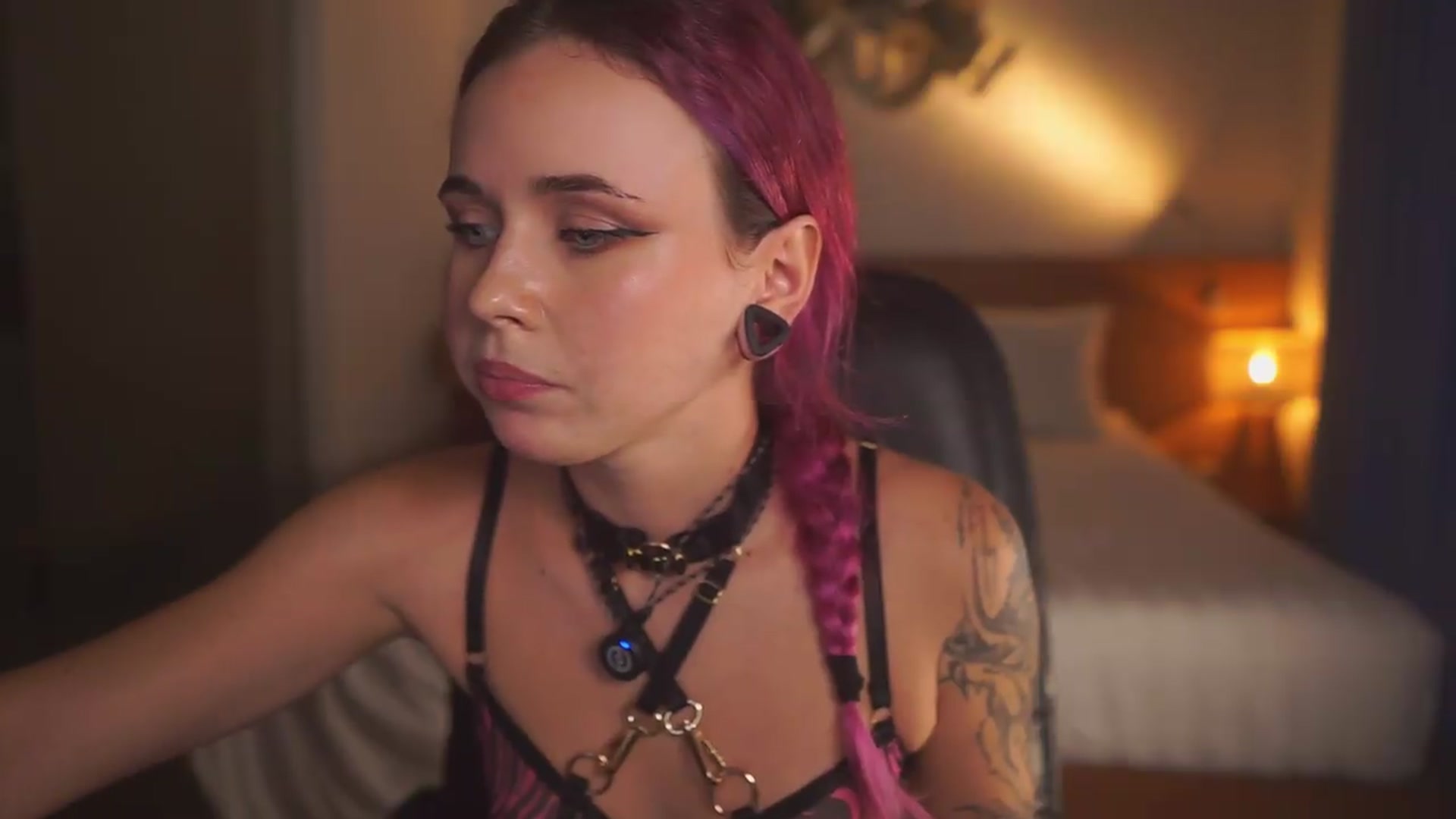 Gallery image thumbnail from Sarah_Pink's myfreecams stream on, 08/22/2026, 13:34 image 4 of 20