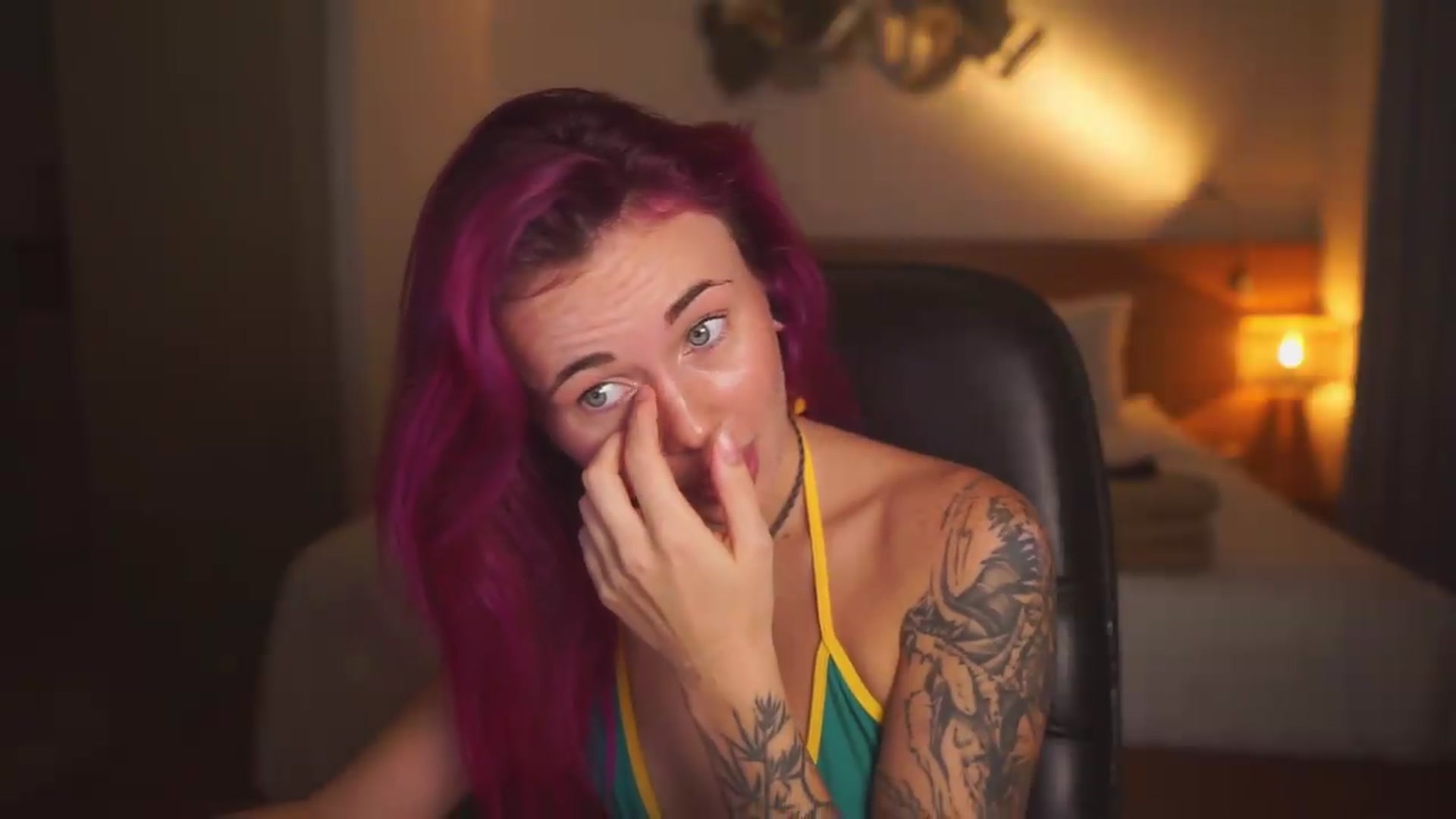 Gallery image thumbnail from Sarah_Pink's myfreecams stream on, 08/27/2026, 13:23 image 2 of 20