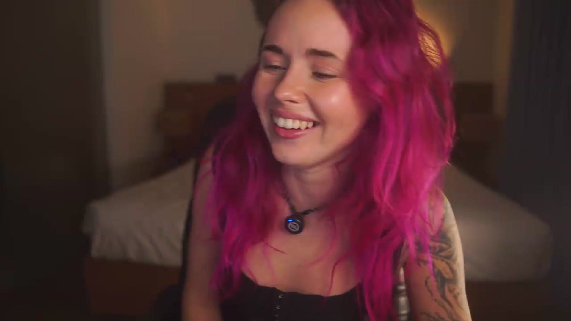 Gallery image thumbnail from Sarah_Pink's myfreecams stream on, 09/05/2026, 10:55 image 2 of 20