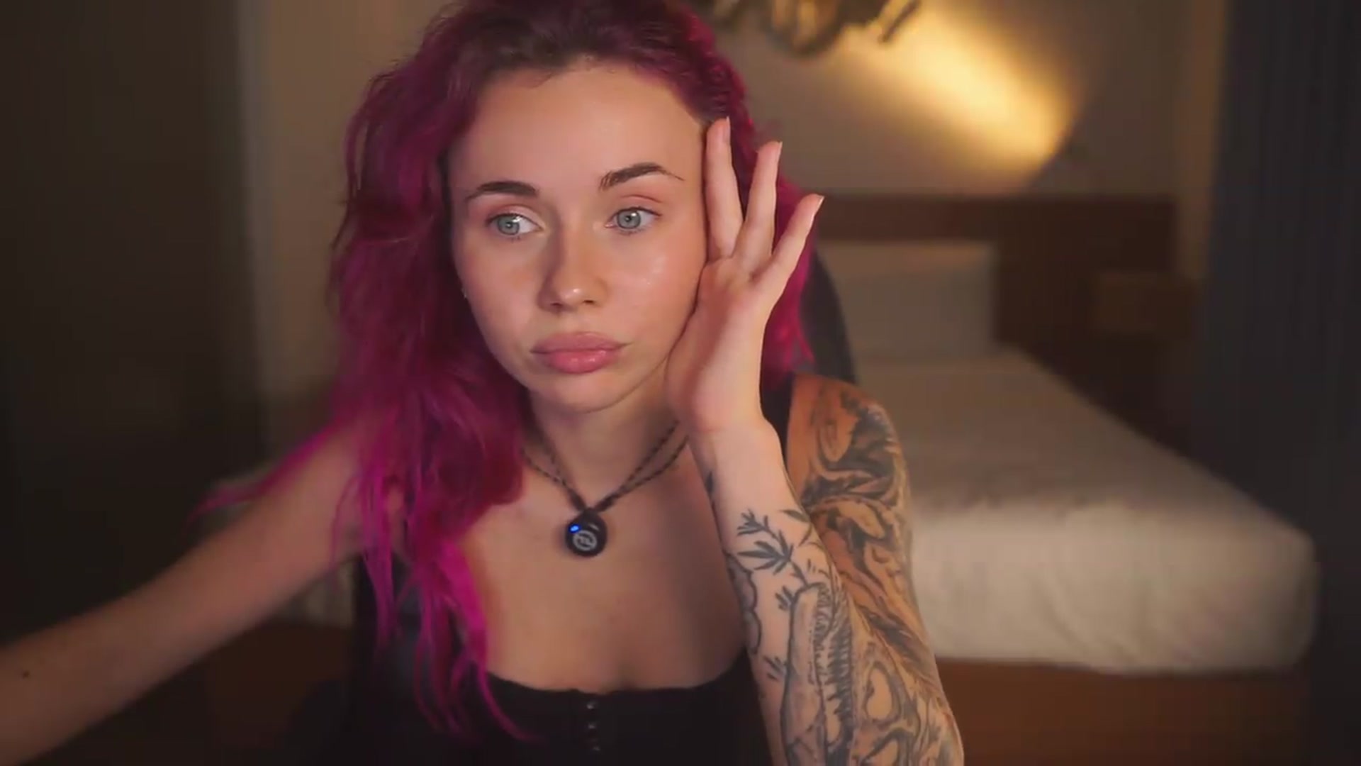 Gallery image thumbnail from Sarah_Pink's myfreecams stream on, 09/05/2026, 11:16 image 19 of 20