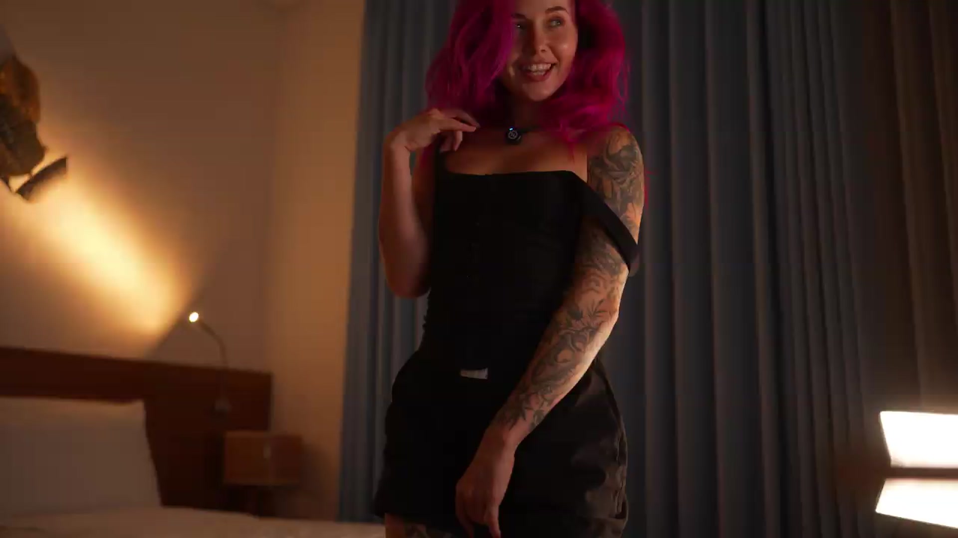 Gallery image thumbnail from Sarah_Pink's myfreecams stream on, 09/05/2026, 11:16 image 9 of 20