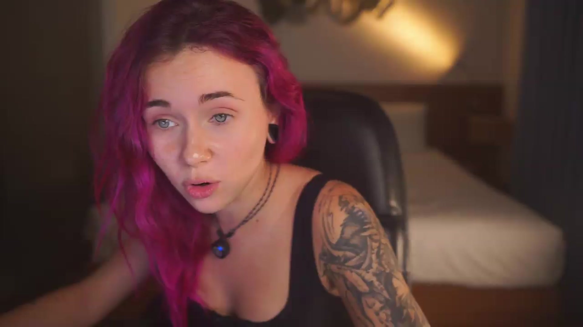 Gallery image thumbnail from Sarah_Pink's myfreecams stream on, 09/05/2026, 12:22 image 19 of 20
