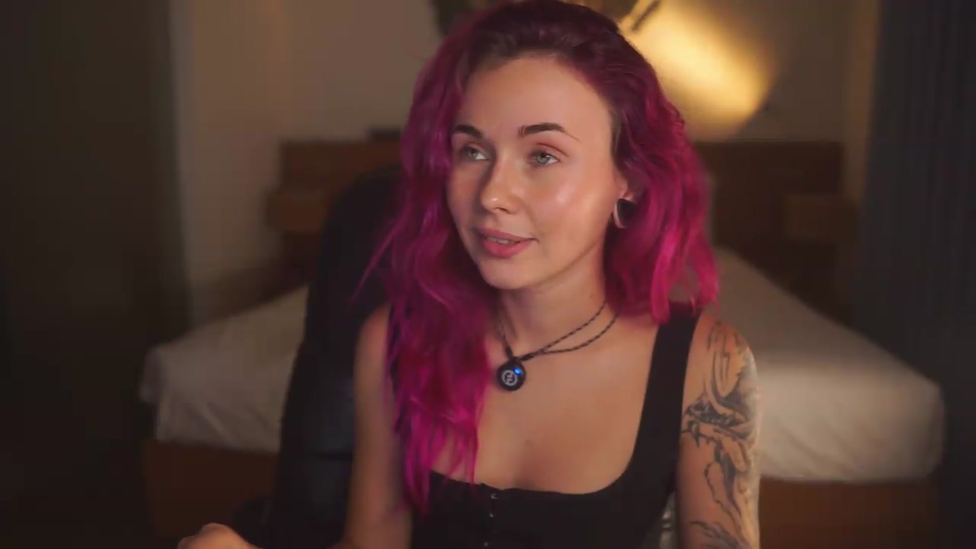 Gallery image thumbnail from Sarah_Pink's myfreecams stream on, 09/05/2026, 12:22 image 4 of 20