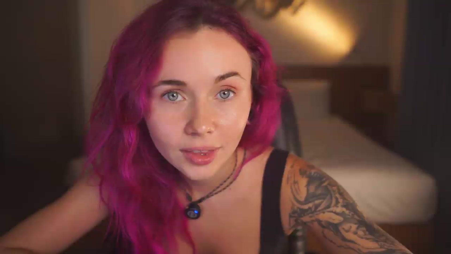Gallery image thumbnail from Sarah_Pink's myfreecams stream on, 09/05/2026, 12:22 image 16 of 20