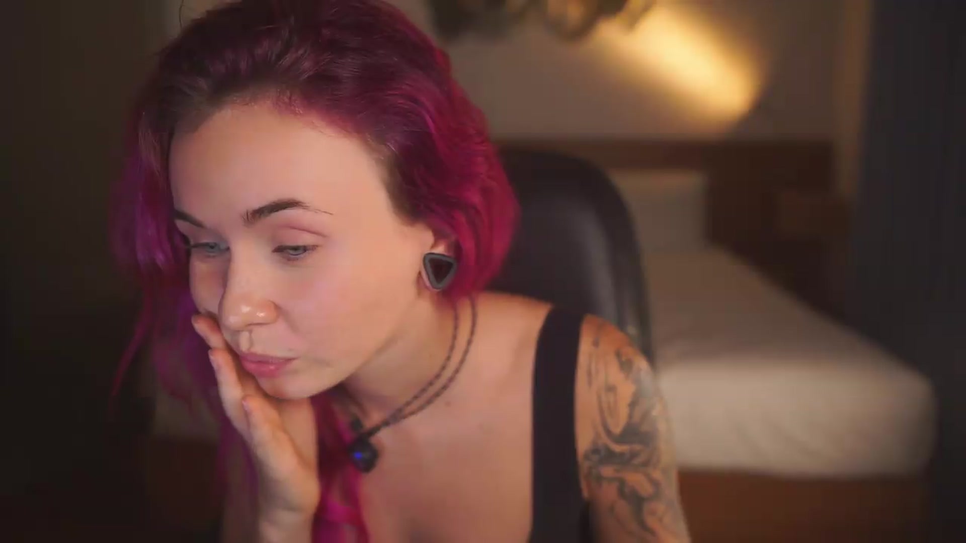 Gallery image thumbnail from Sarah_Pink's myfreecams stream on, 09/05/2026, 12:22 image 5 of 20