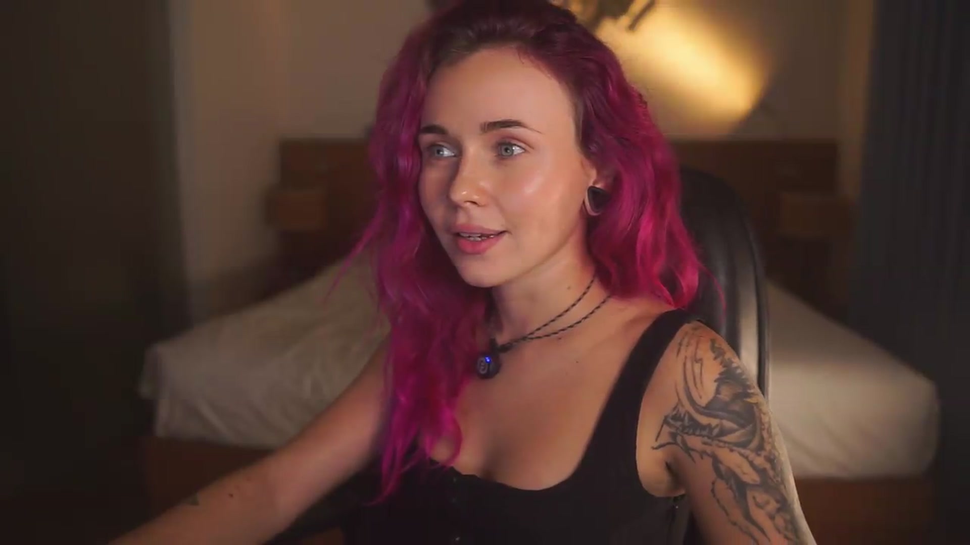 Gallery image thumbnail from Sarah_Pink's myfreecams stream on, 09/05/2026, 12:22 image 2 of 20