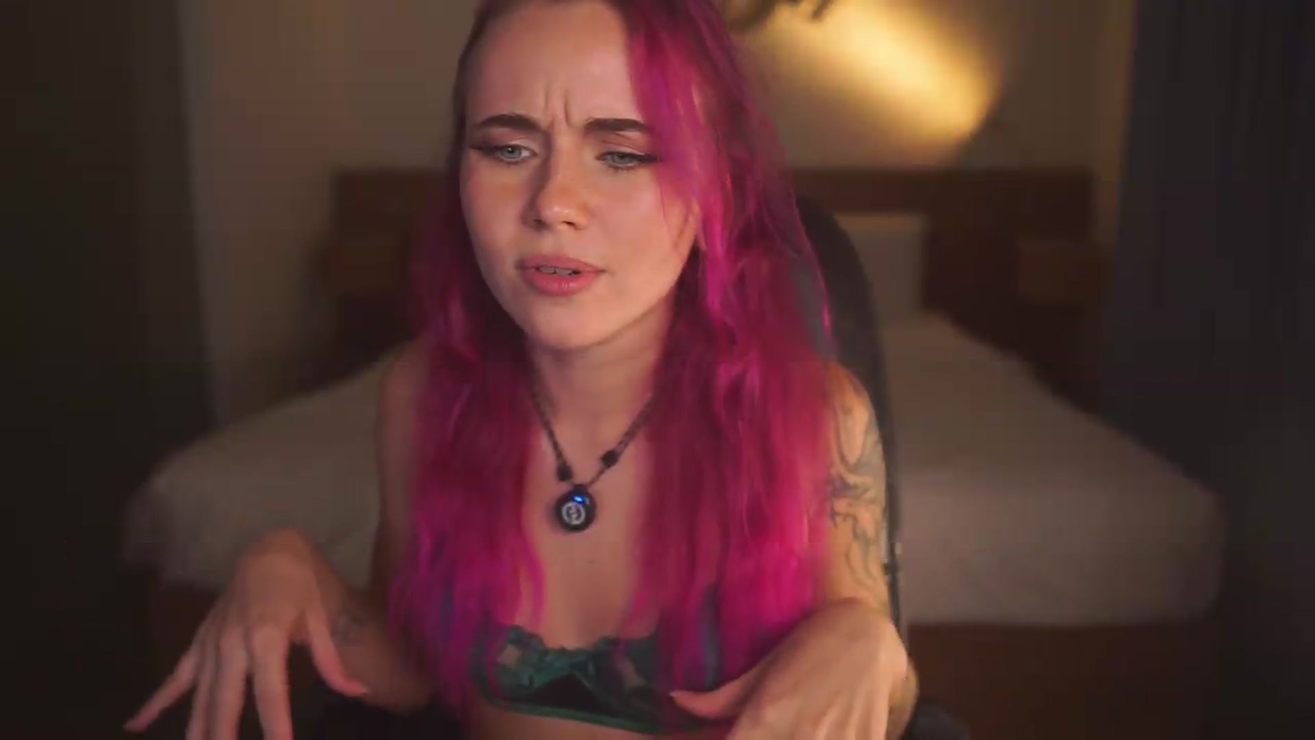 Gallery image thumbnail from Sarah_Pink's myfreecams stream on, 09/07/2026, 12:59 image 11 of 20