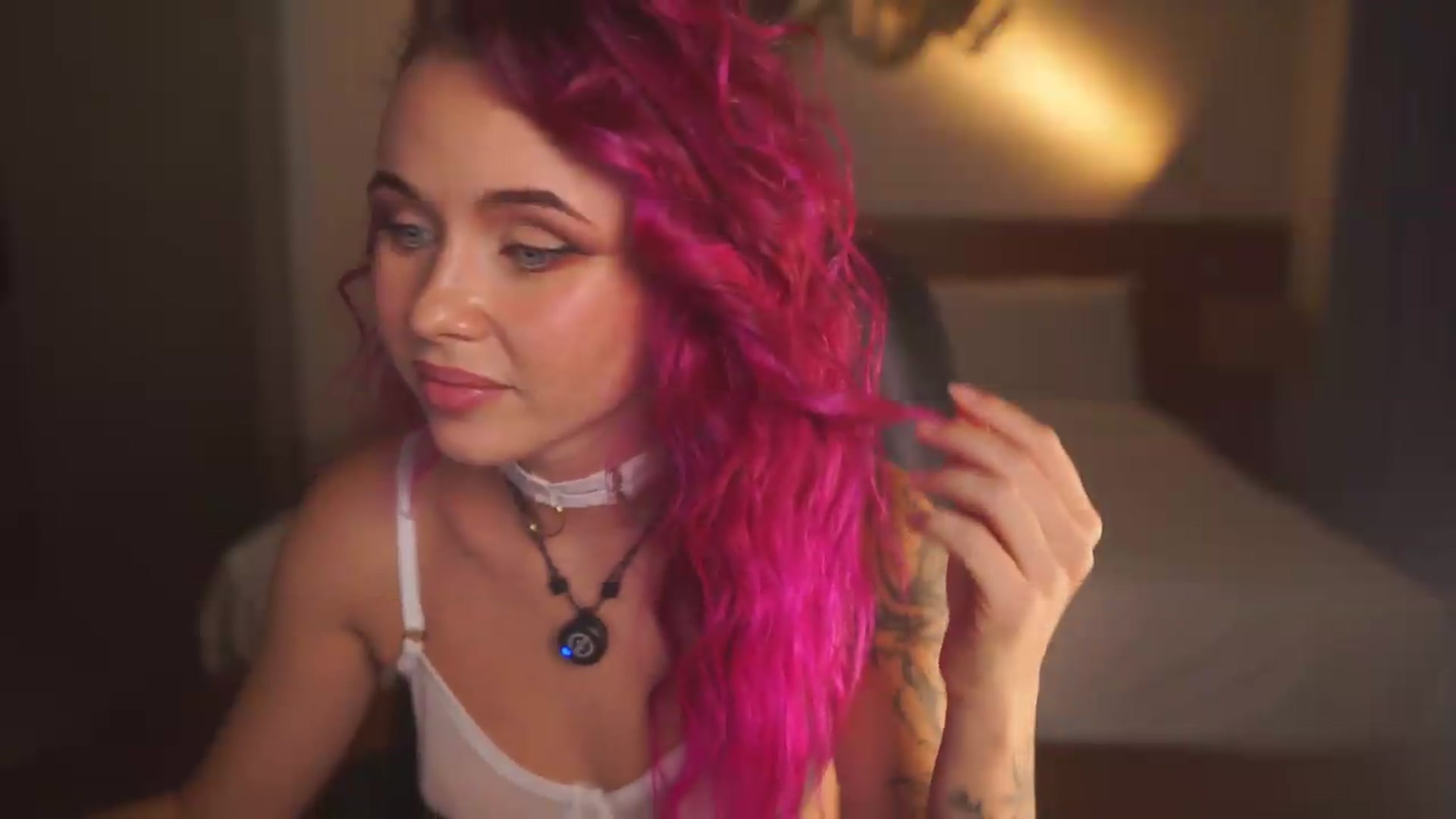 Gallery image thumbnail from Sarah_Pink's myfreecams stream on, 09/10/2026, 13:03 image 3 of 20