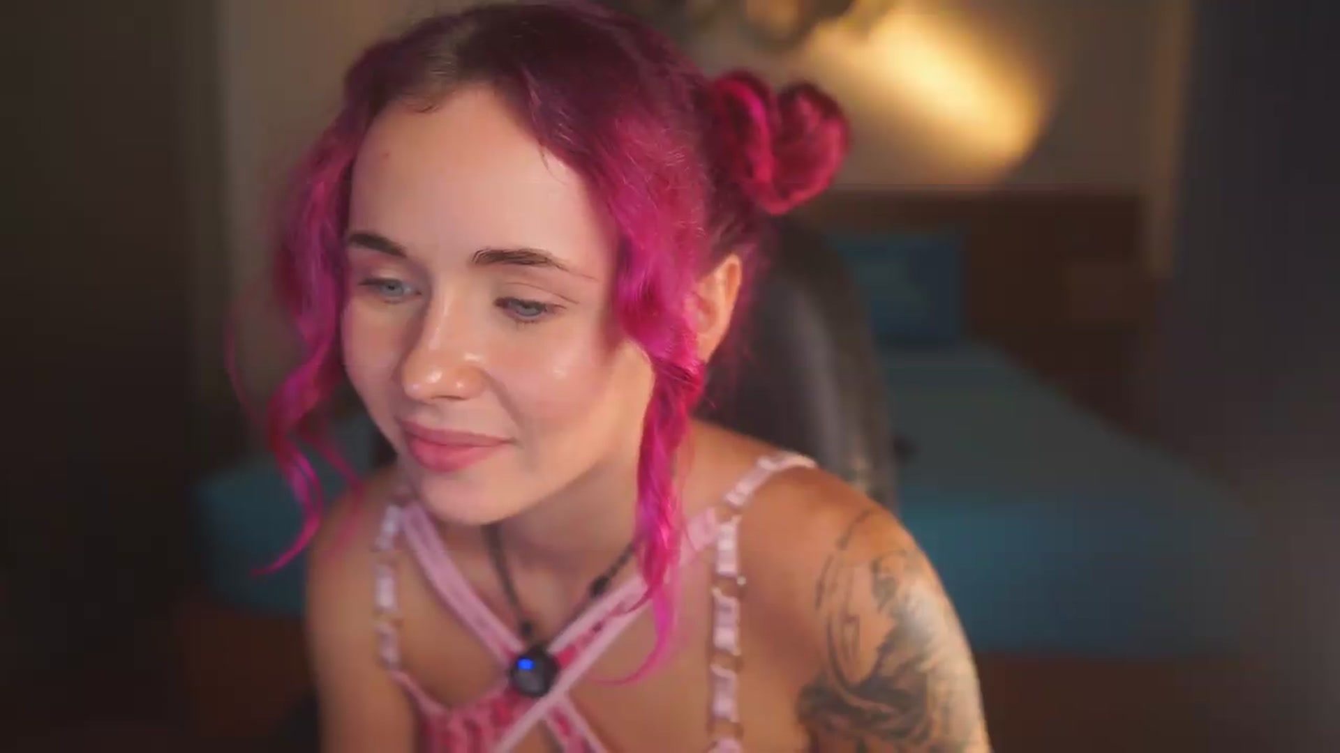 Gallery image thumbnail from Sarah_Pink's myfreecams stream on, 09/11/2026, 13:09 image 17 of 20