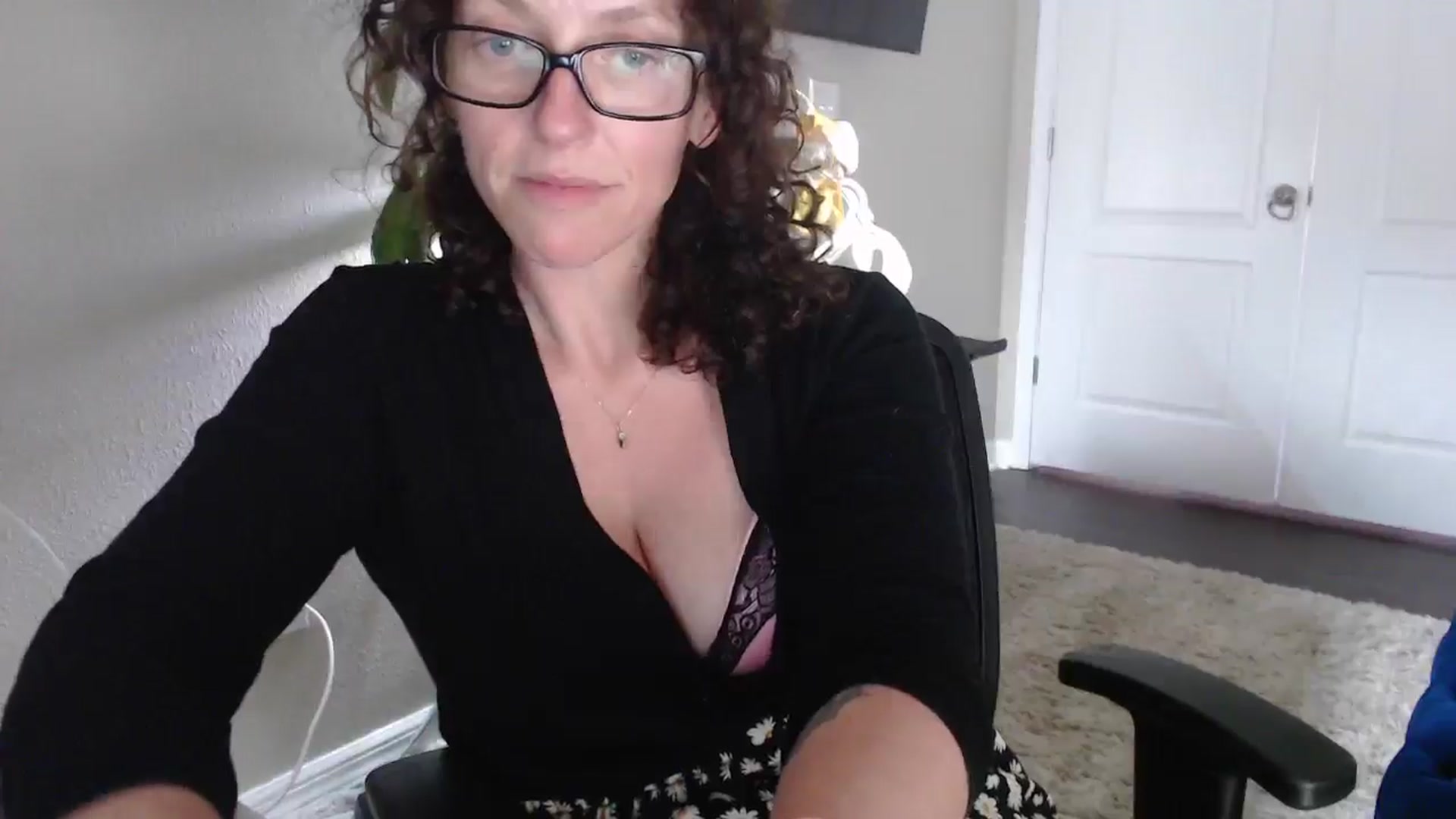 Gallery image thumbnail from Sarah_Stark's myfreecams stream on, 02/17/2026, 17:13 image 11 of 20
