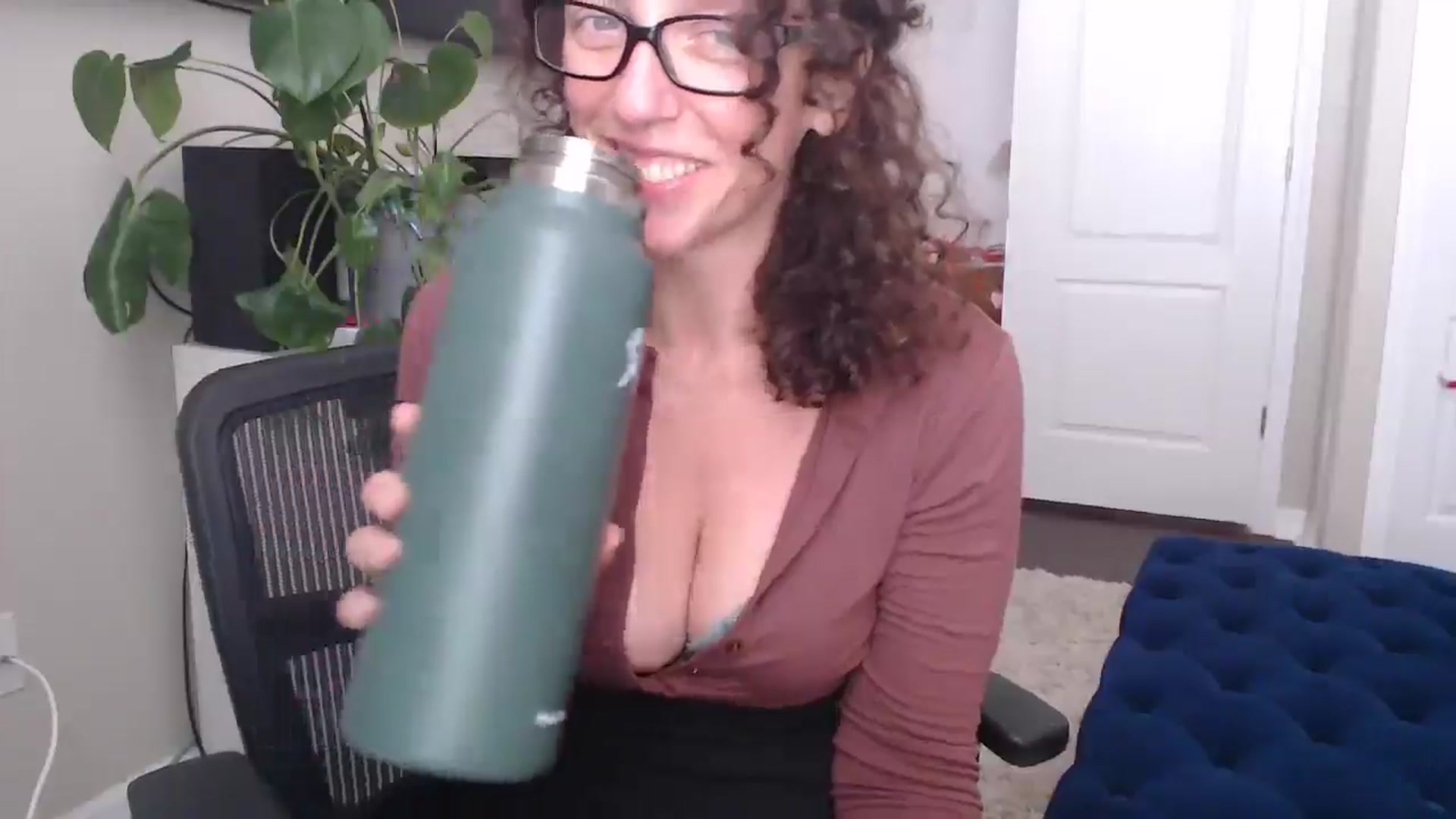 Gallery image thumbnail from Sarah_Stark's myfreecams stream on, 02/18/2026, 15:18 image 15 of 20