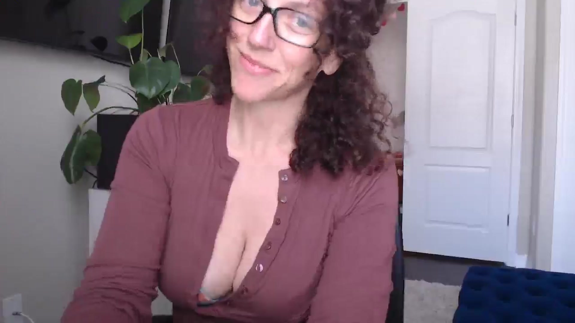Gallery image thumbnail from Sarah_Stark's myfreecams stream on, 02/18/2026, 15:18 image 2 of 20