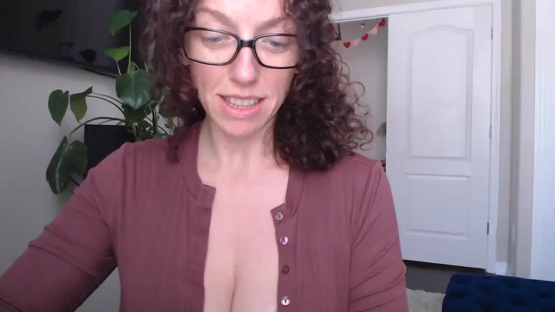 Gallery image thumbnail from Sarah_Stark's myfreecams stream on, 02/18/2026, 15:18 image 4 of 20
