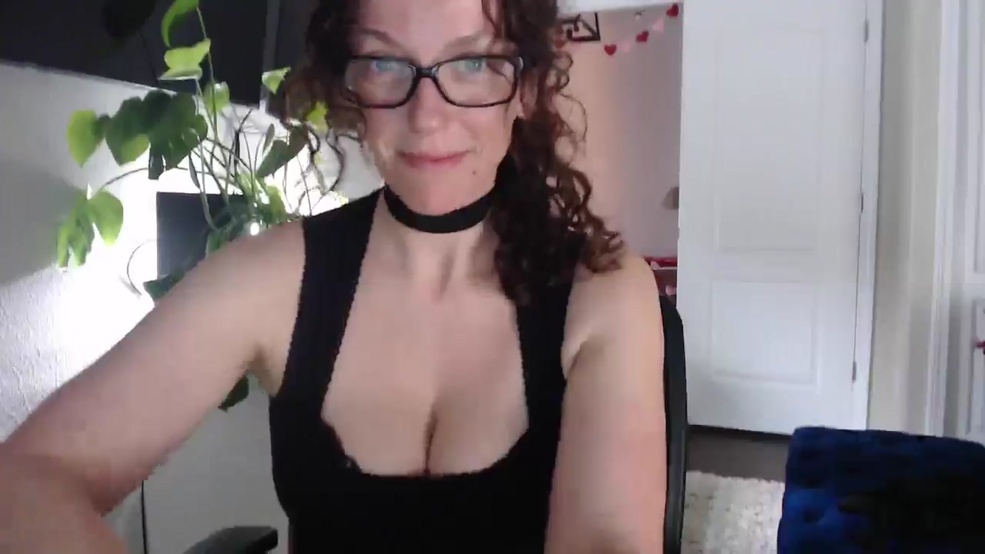 Gallery image thumbnail from Sarah_Stark's myfreecams stream on, 02/24/2026, 12:38 image 9 of 20