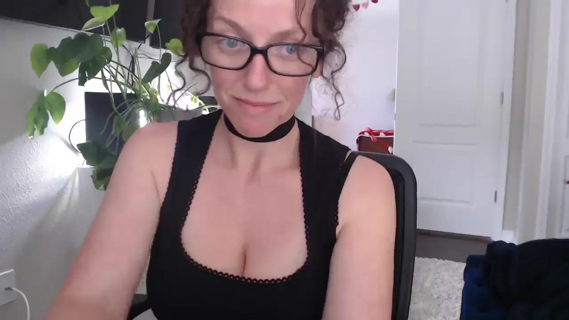 Gallery image thumbnail from Sarah_Stark's myfreecams stream on, 02/24/2026, 15:59 image 16 of 20