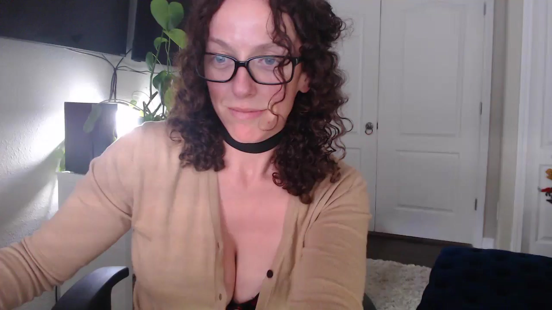 Gallery image thumbnail from Sarah_Stark's myfreecams stream on, 02/25/2026, 15:07 image 12 of 20