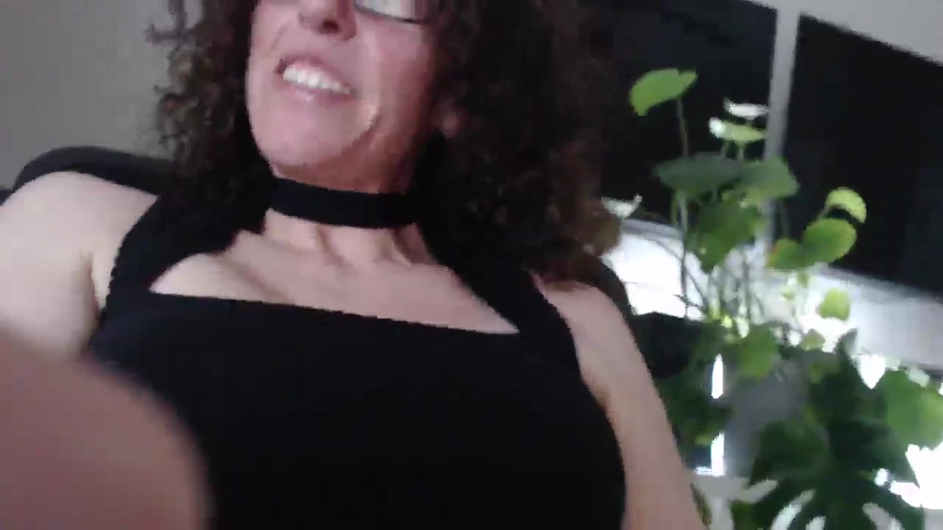 Gallery image thumbnail from Sarah_Stark's myfreecams stream on, 03/06/2026, 16:27 image 5 of 20