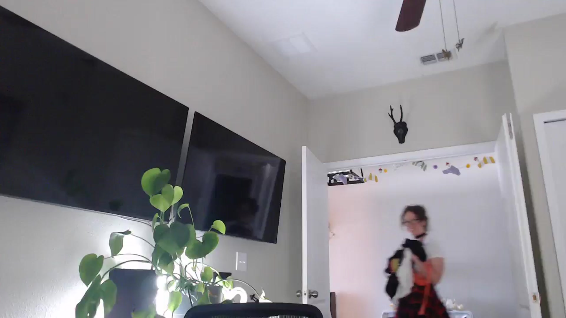 Gallery image thumbnail from Sarah_Stark's myfreecams stream on, 03/10/2026, 13:32 image 17 of 20