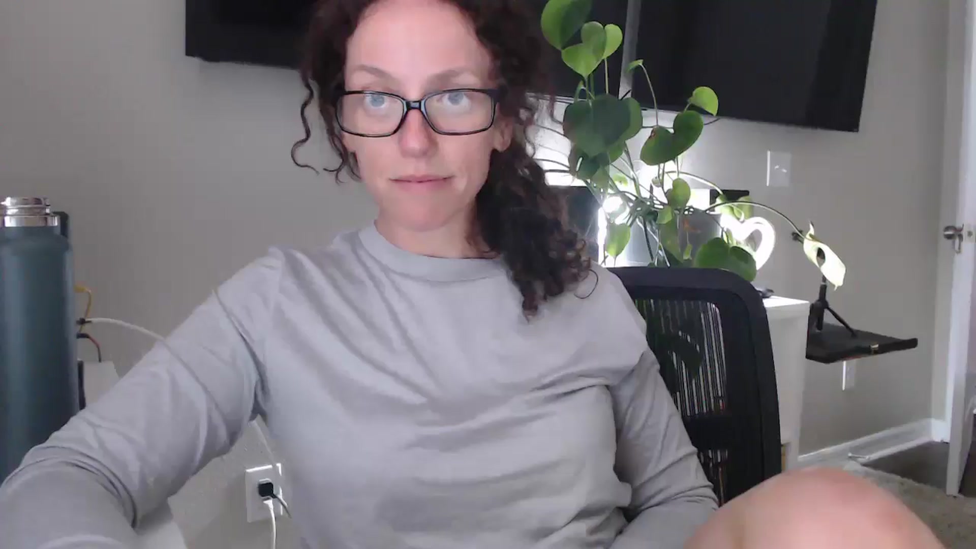 Gallery image thumbnail from Sarah_Stark's myfreecams stream on, 03/10/2026, 17:15 image 5 of 20