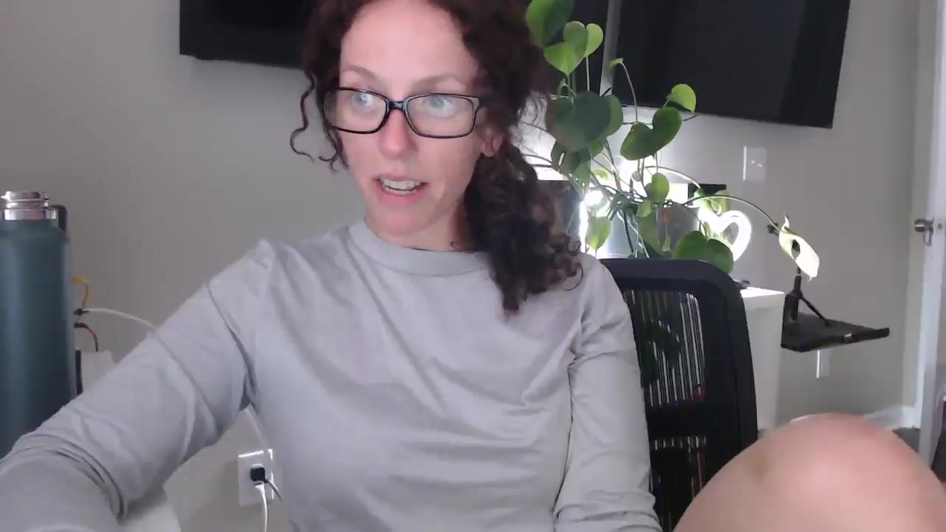 Gallery image thumbnail from Sarah_Stark's myfreecams stream on, 03/10/2026, 17:15 image 6 of 20