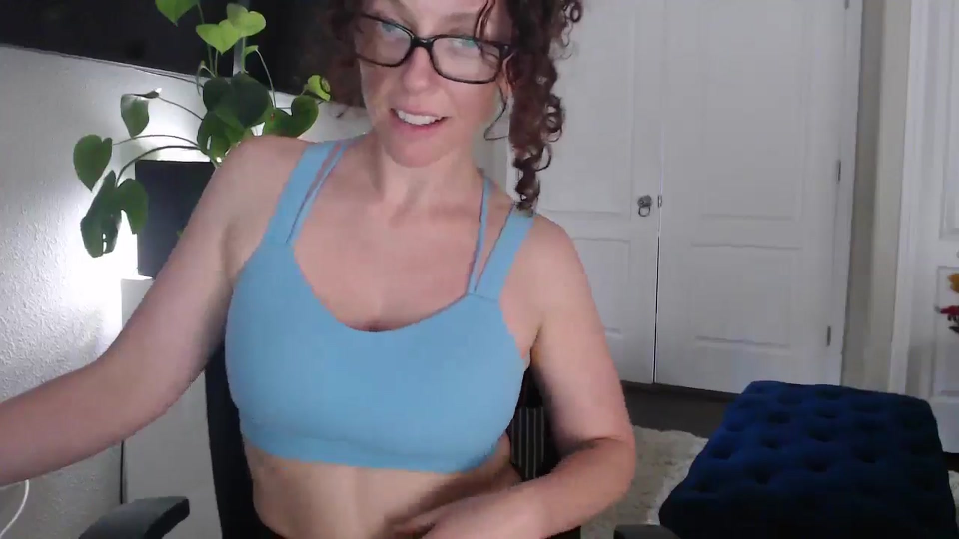 Gallery image thumbnail from Sarah_Stark's myfreecams stream on, 03/11/2026, 14:38 image 12 of 20