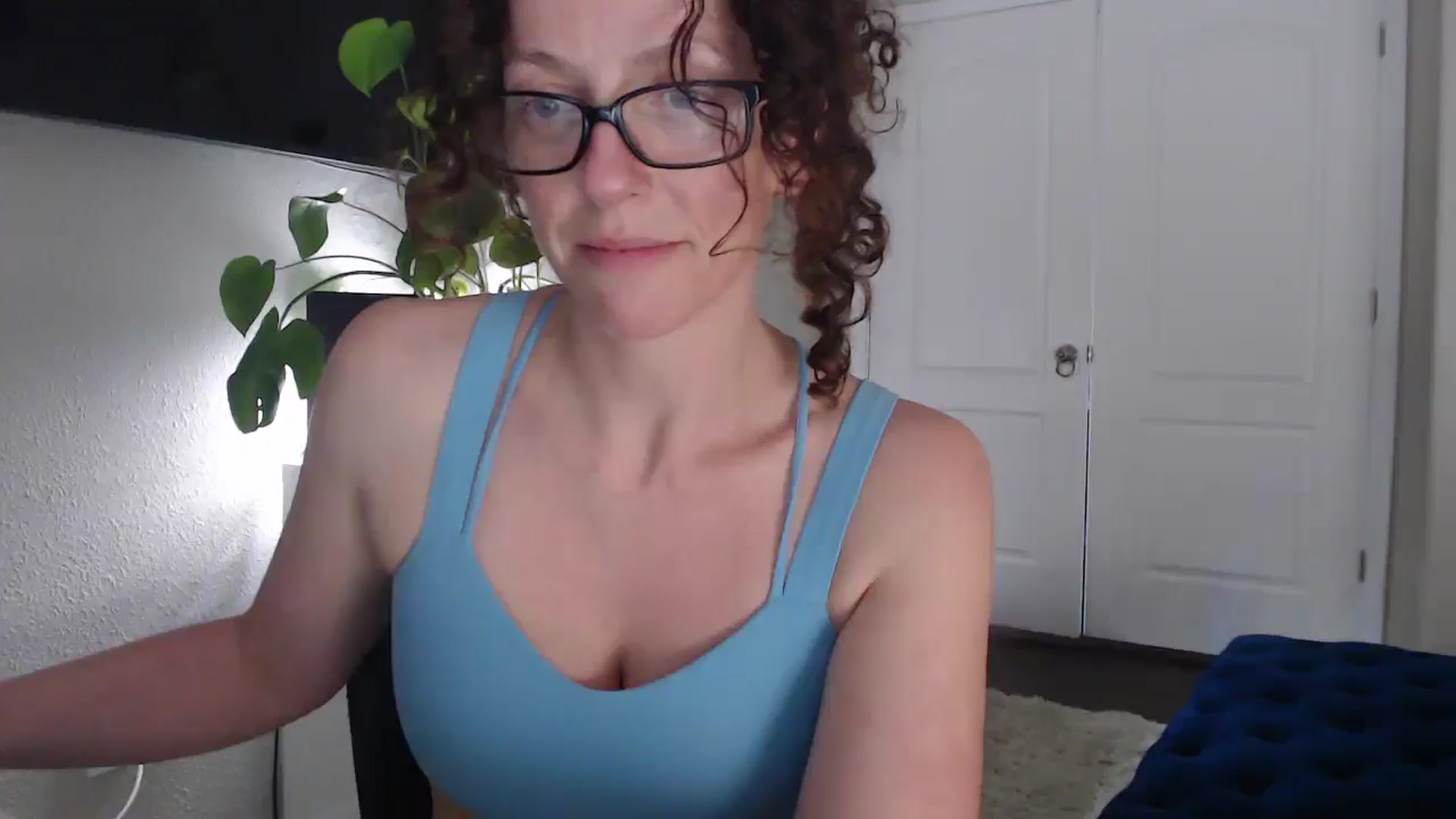 Gallery image thumbnail from Sarah_Stark's myfreecams stream on, 03/11/2026, 14:38 image 13 of 20