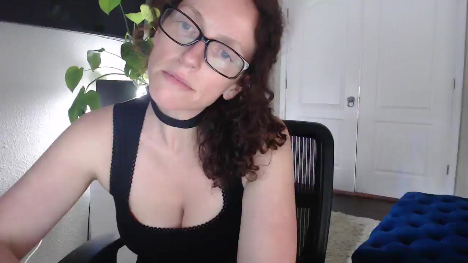 Gallery image thumbnail from Sarah_Stark's myfreecams stream on, 03/12/2026, 14:00 image 19 of 20