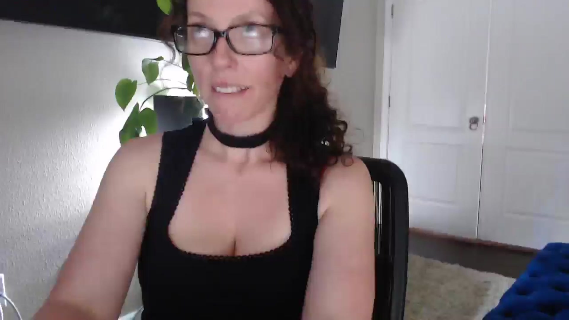 Gallery image thumbnail from Sarah_Stark's myfreecams stream on, 03/12/2026, 14:00 image 18 of 20