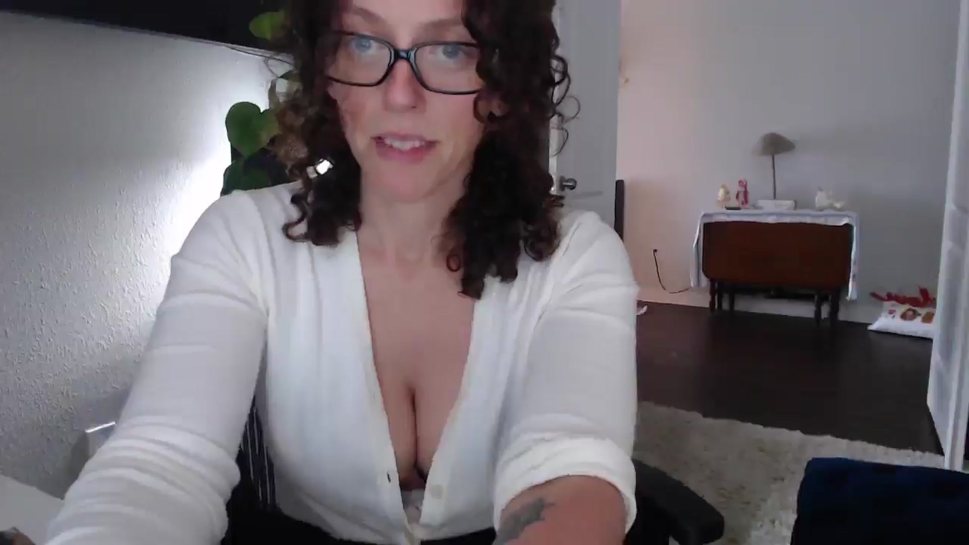 Gallery image thumbnail from Sarah_Stark's myfreecams stream on, 03/16/2026, 15:00 image 8 of 20