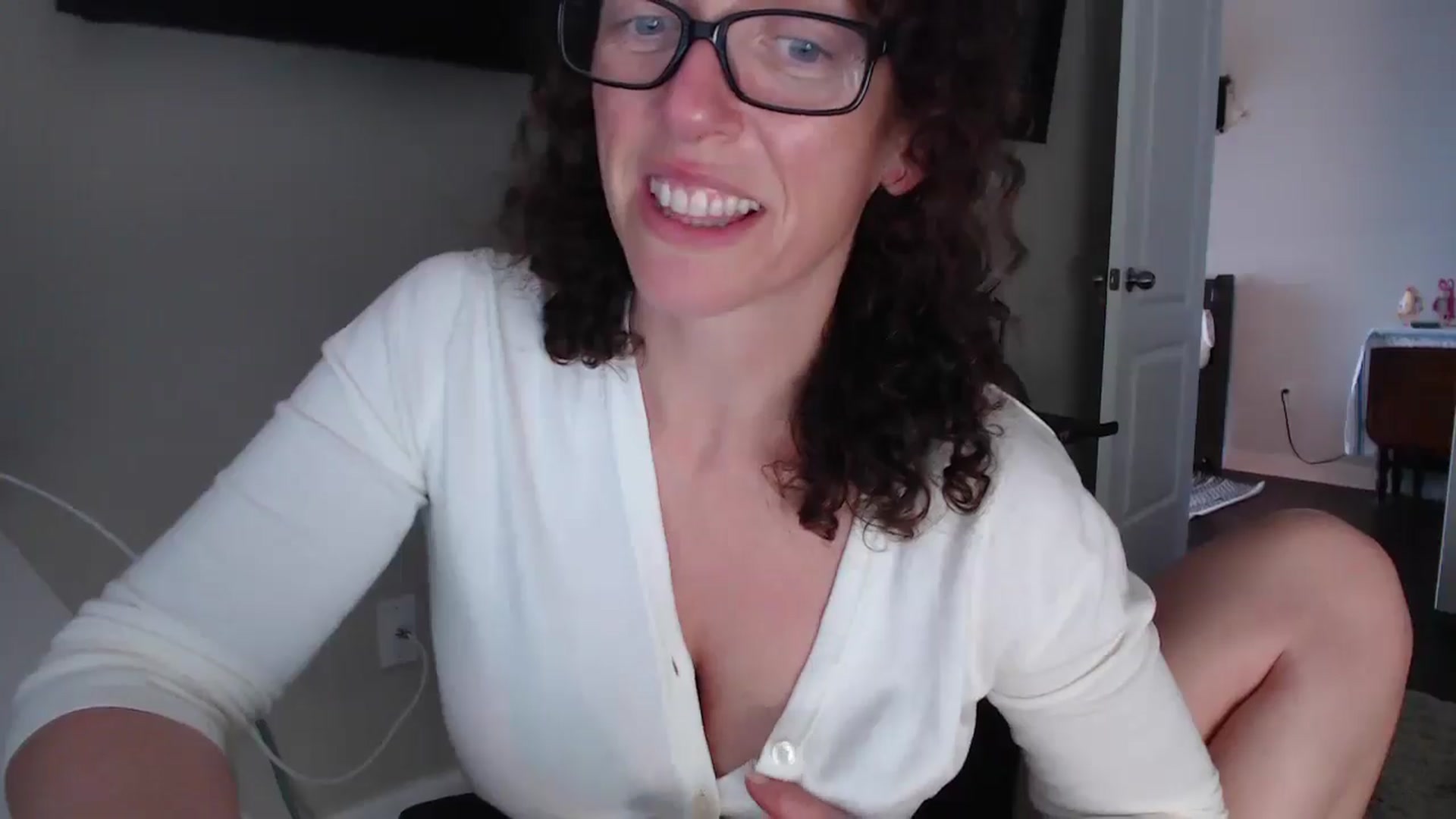 Gallery image thumbnail from Sarah_Stark's myfreecams stream on, 03/16/2026, 17:30 image 5 of 20