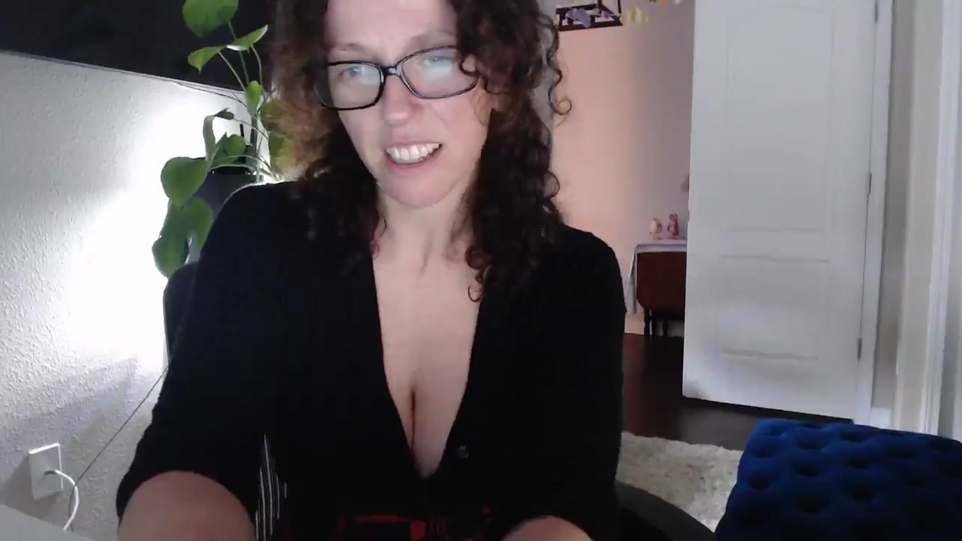 Gallery image thumbnail from Sarah_Stark's myfreecams stream on, 03/17/2026, 13:41 image 7 of 20