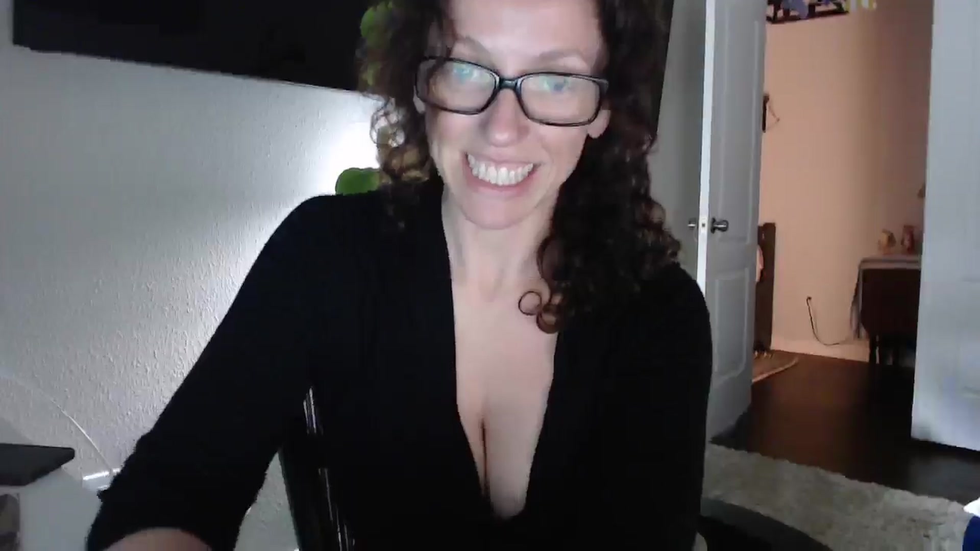 Gallery image thumbnail from Sarah_Stark's myfreecams stream on, 03/17/2026, 13:41 image 3 of 20