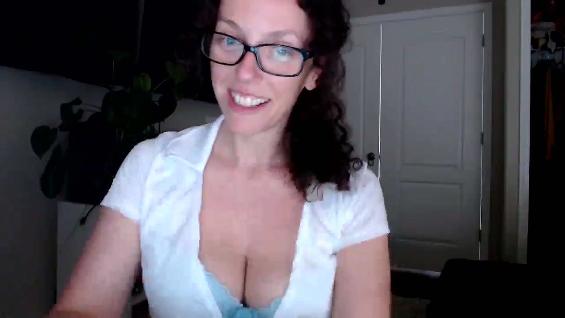 Gallery image thumbnail from Sarah_Stark's myfreecams stream on, 03/19/2026, 17:42 image 7 of 20
