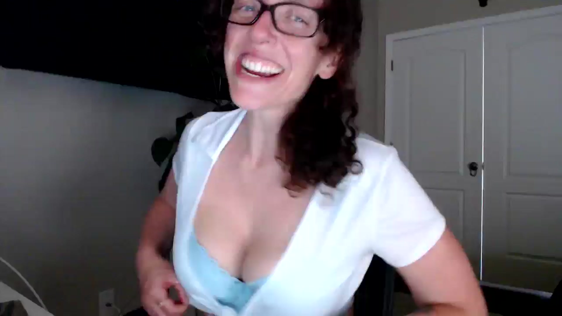 Gallery image thumbnail from Sarah_Stark's myfreecams stream on, 03/19/2026, 17:42 image 1 of 20