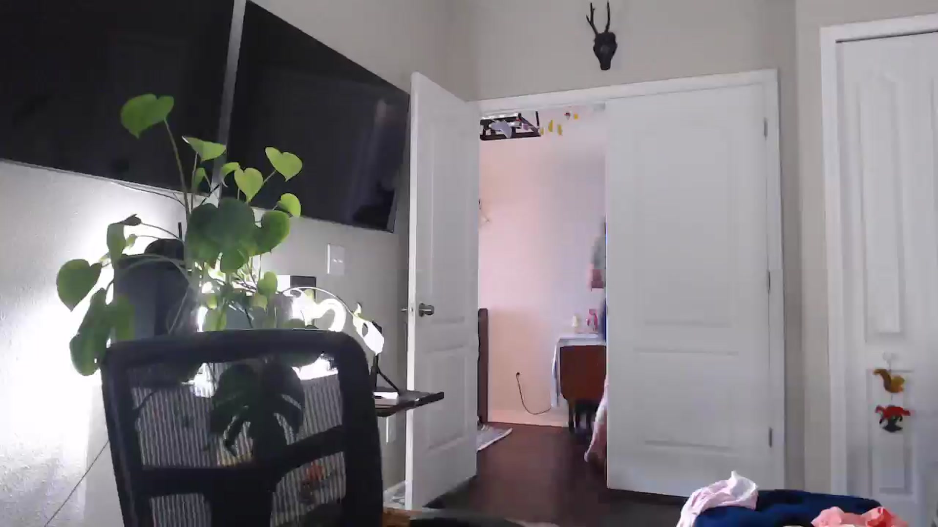 Gallery image thumbnail from Sarah_Stark's myfreecams stream on, 03/20/2026, 12:48 image 19 of 20