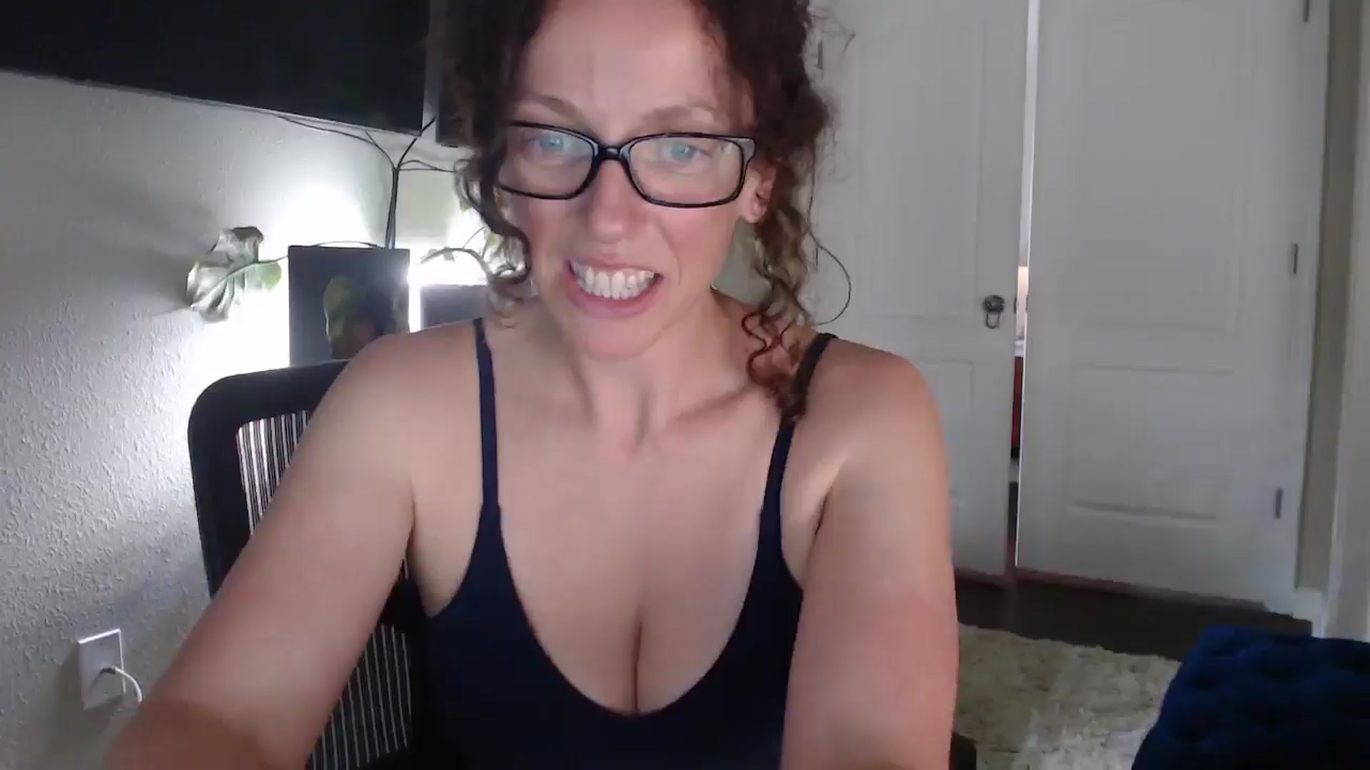 Gallery image thumbnail from Sarah_Stark's myfreecams stream on, 03/24/2026, 14:59 image 16 of 20